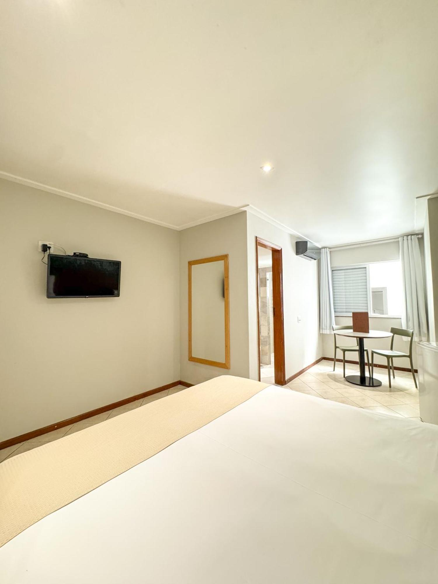 Ilha Porchat Hotel เซาวีเซนจิ ภายนอก รูปภาพ