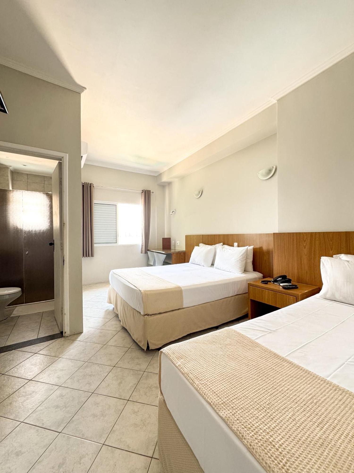 Ilha Porchat Hotel เซาวีเซนจิ ภายนอก รูปภาพ